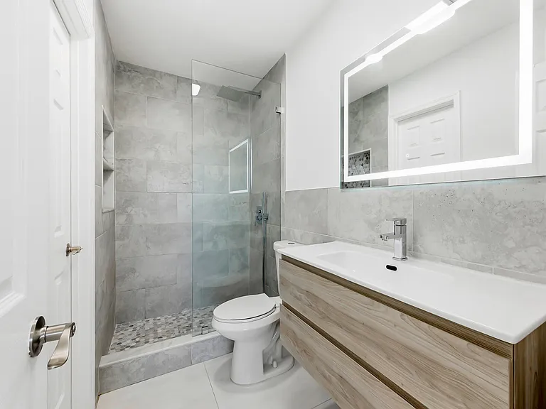 2925 W 80th St #208 — Photo 18