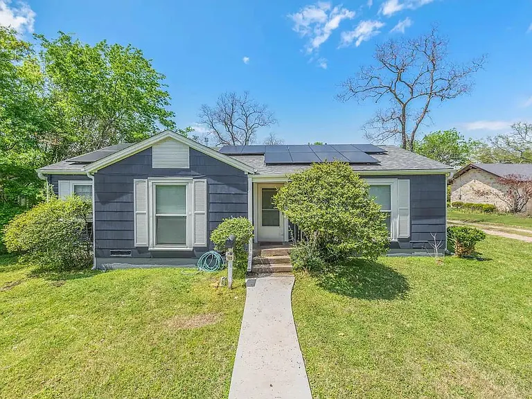 505 Bolton Ave — Photo 1