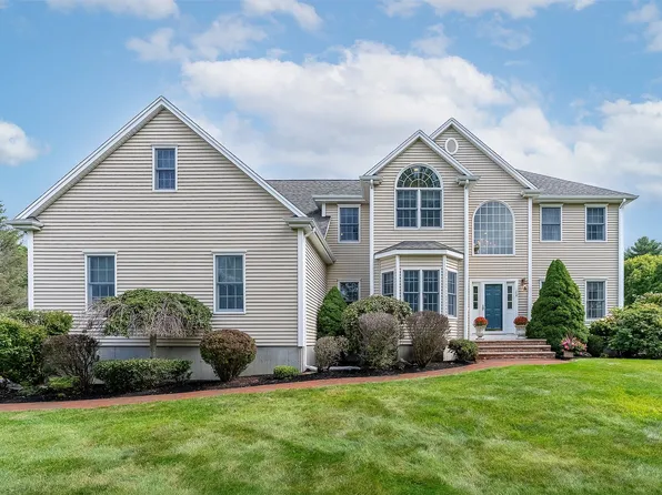 16 Ridgeview Ln, Mansfield, MA 02048