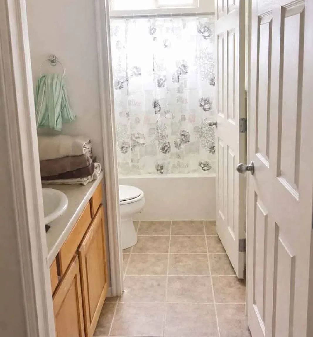 3 bed, 1355 sqft, $600 — Photo 3