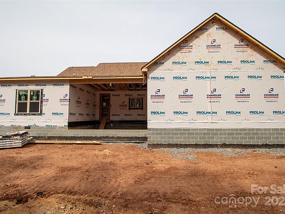 4th image of 1075 Castle Mill Ln