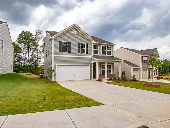 2nd image of 223 Jobe Dr