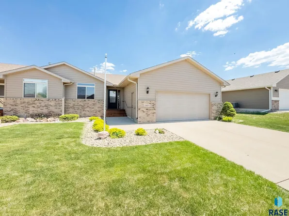 2604 N Wright Ave, Sioux Falls, SD 57107