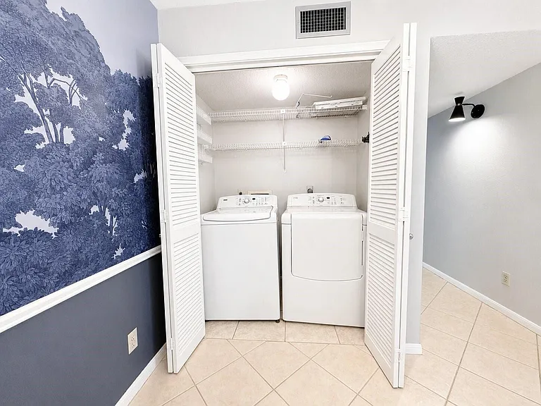 2120 El Paseo St #2305 — Photo 12