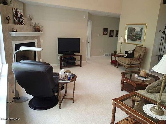 4th image of 3435 Lake Dunes Dr