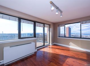 420 64th Street #11B, Brooklyn, NY