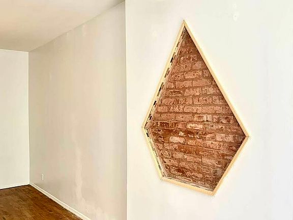 2nd image of 1059 Fulton St #2