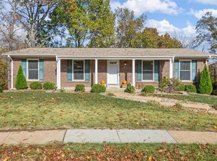 43 Brookwood Dr, Fenton, MO