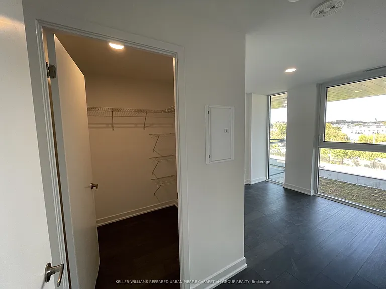 57 Brock Ave #413 — Photo 8