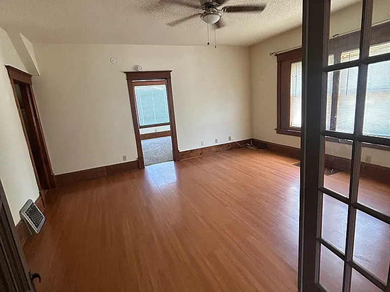 624 Beech St #1 — Photo 5