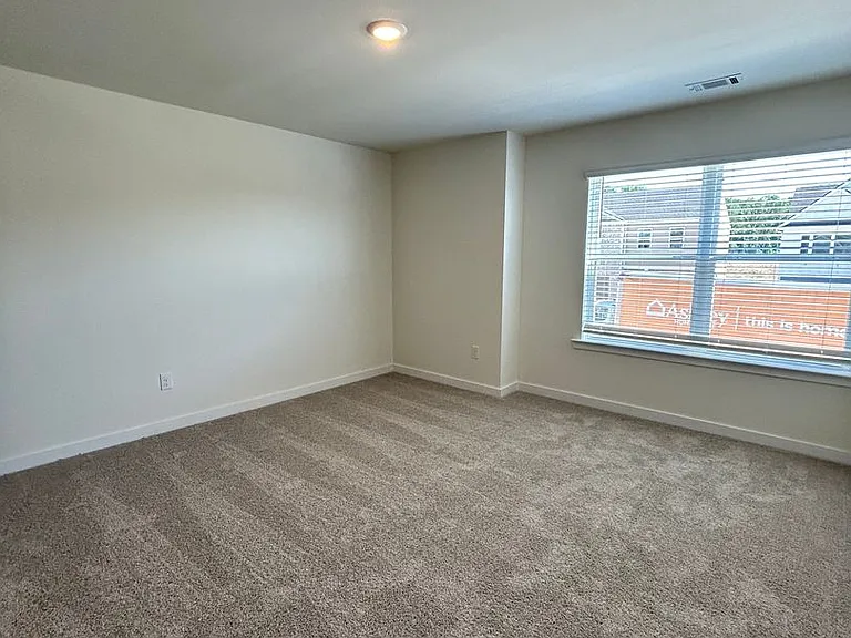 3753 Hawks Creek Dr — Photo 14