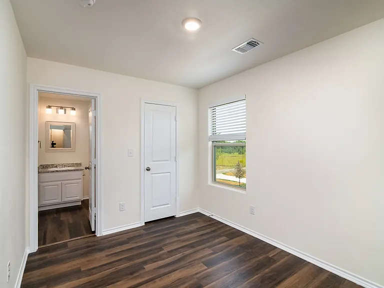 201 S May St #1 — Photo 13