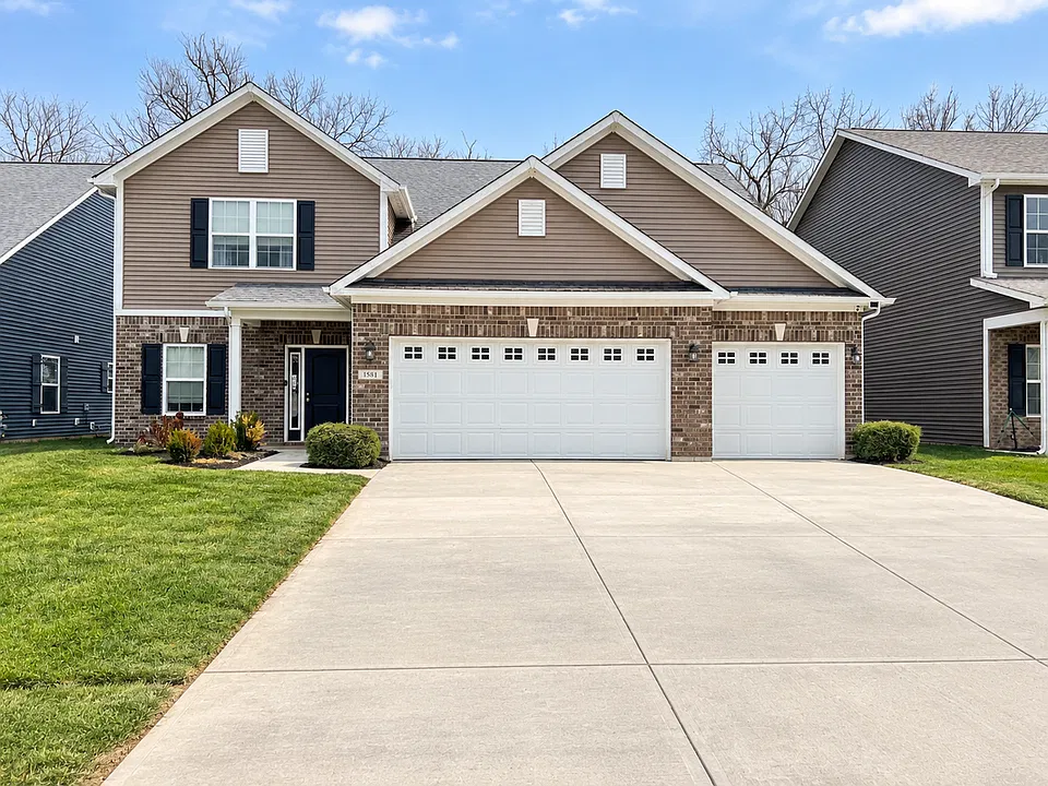 1581 Wedgewood Pl