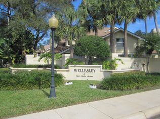 8140 Bridgewater Ct #40A, Lake Clarke Shores, FL 33406