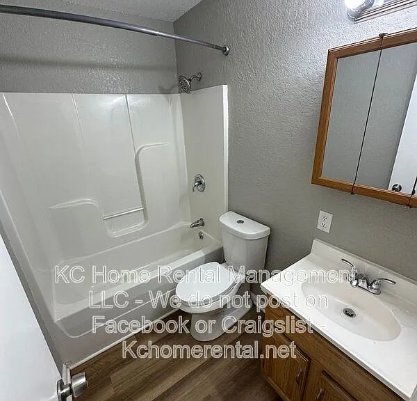 515 S Forest Ave — Photo 17