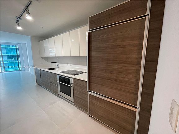 5th image of 1100 S Miami Ave #1406