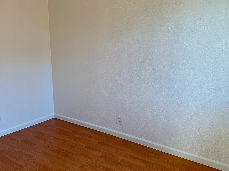 9520 Olive St #1 — Photo 4