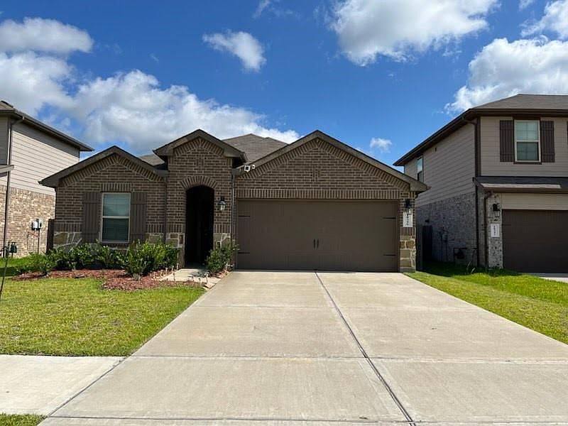 1st image of 18346 Raven Rock Ln
