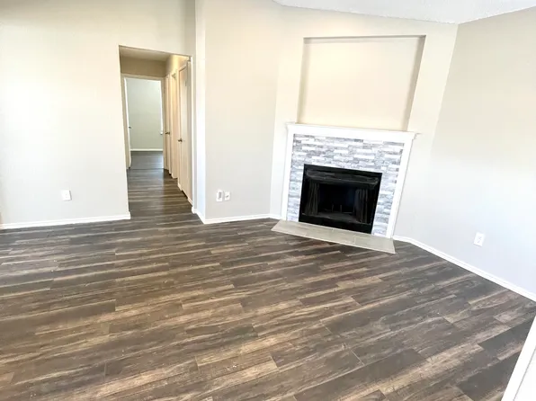 13030 Quail Dr, Balch Springs, TX 75180