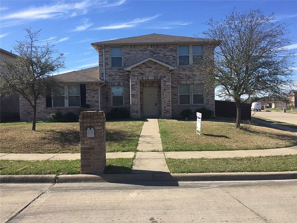 1st image of 2601 Pandale Dr