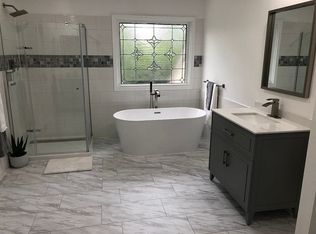 5922 Taylor Ridge Dr, West Chester, OH 45069