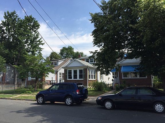 3rd image of 604 Johnston Ave