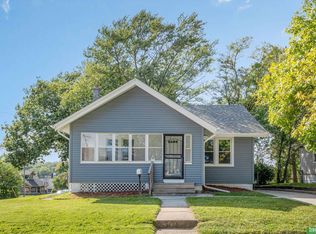 1104 N 45th St, Omaha, NE 68132