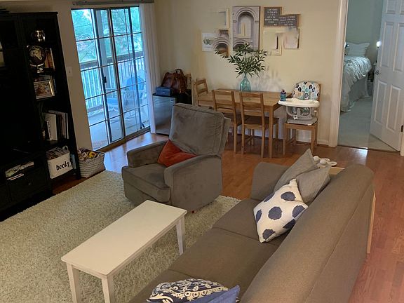3rd image of 3919 Penderview Dr APT 1831