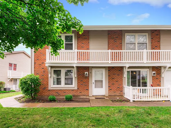 205 Emerson Ct Unit C, Bloomingdale, IL 60108
