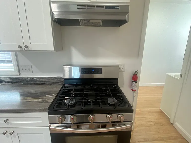 4 Nielson Ave #2 — Photo 4