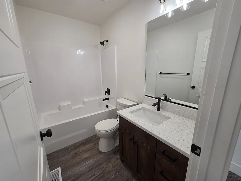 4565 Kapono Ct — Photo 16