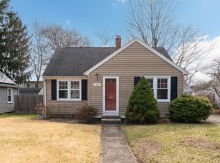 127 Greenhill Ter, New Haven, CT 06515
