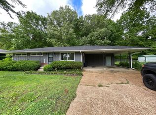 204 Monroe St, Paris, TN 38242