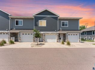 872 S Sycamore Ave #3, Sioux Falls, SD 57110