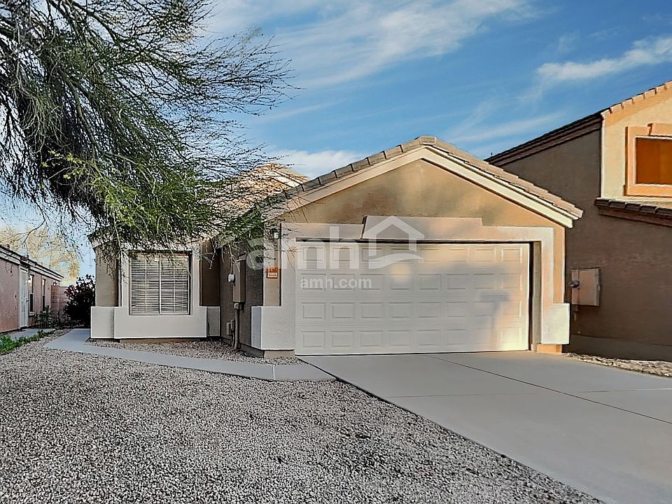 1st image of 137 S 110th Pl