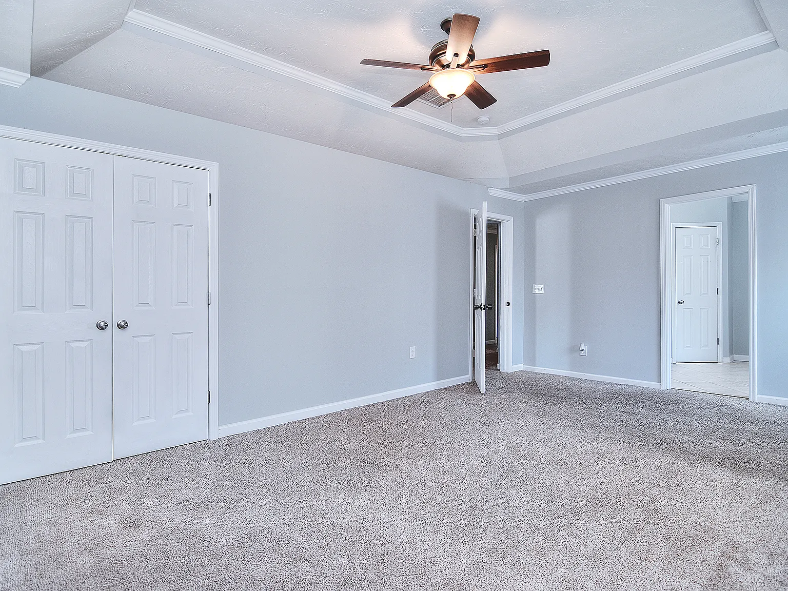 Eagle Creek Dr, Charlotte — Photo 3