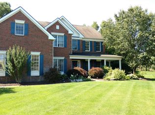 3227 Hanover Dr, Milford, MI 48380