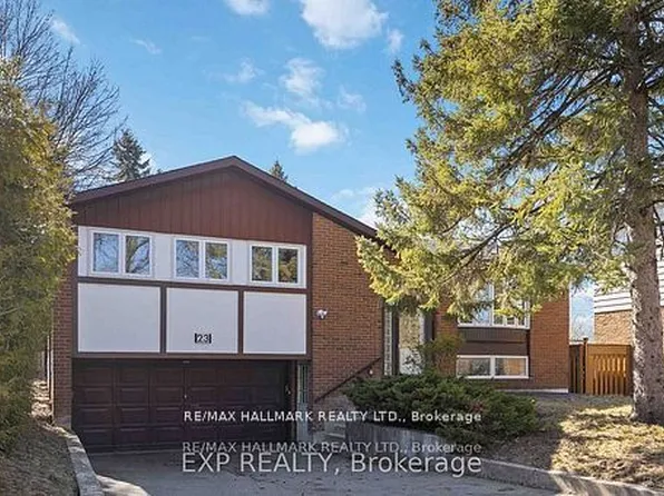 23 Ironshield Cres, Markham, ON L3T 3K7