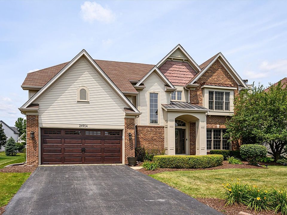 1st image of 24904 Winterberry Ln