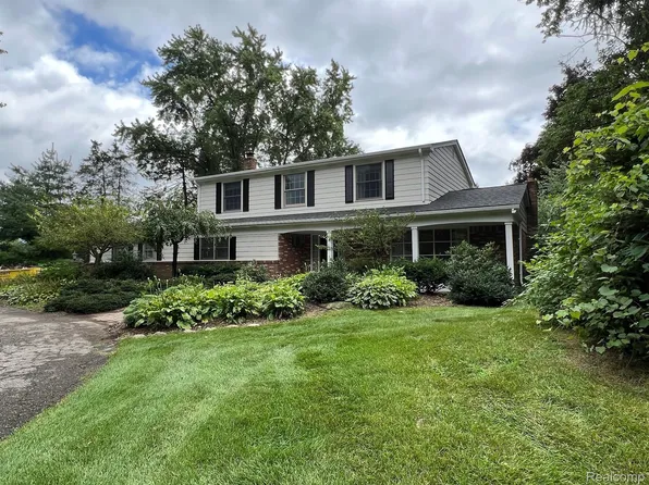 60627 S Greenbrook Ct E, Washington, MI 48094