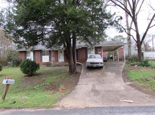 4375 Snellings Dr, Columbus, GA 31907