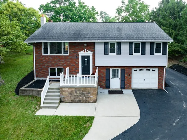 1929 Bakerstown Rd, Tarentum, PA 15084