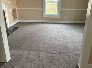 1740 Petsch Ln, Hopkinsville, KY 42240