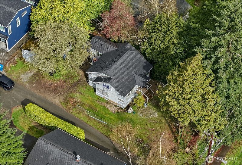 5th image of 9617 15th Avenue NE