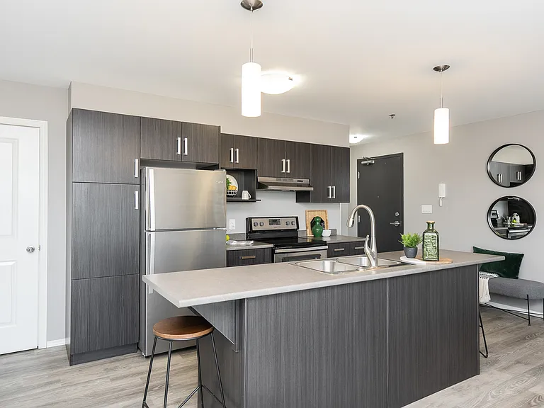2096 De Vries Ave — Photo 21