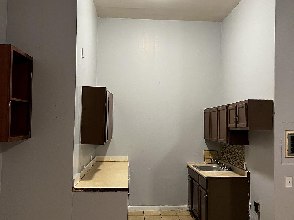 1st image of 311 N Maple Ave #4