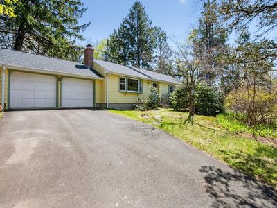 14 Deepwood Road, Simsbury, CT, 06070