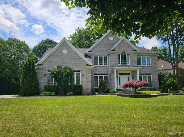 13 Ashworth Ct, Amherst, NY 14228