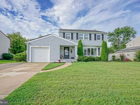 15 Polaris Rd, Turnersville, NJ 08012