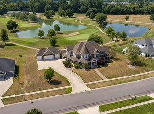1801 N Dewey St, Auburn, IN 46706